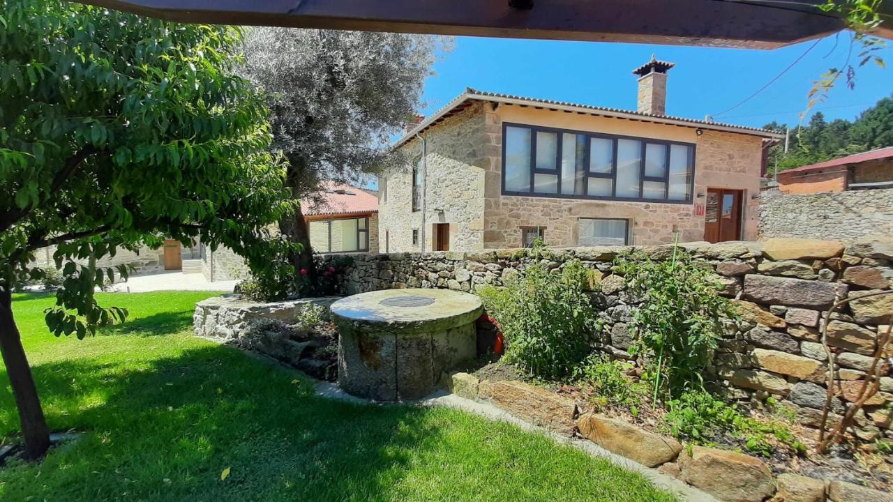 דירות Barantes O Muino Casa Ferrador Ribeira Sacra מראה חיצוני תמונה