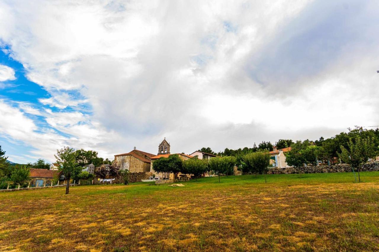 דירות Barantes O Muino Casa Ferrador Ribeira Sacra מראה חיצוני תמונה